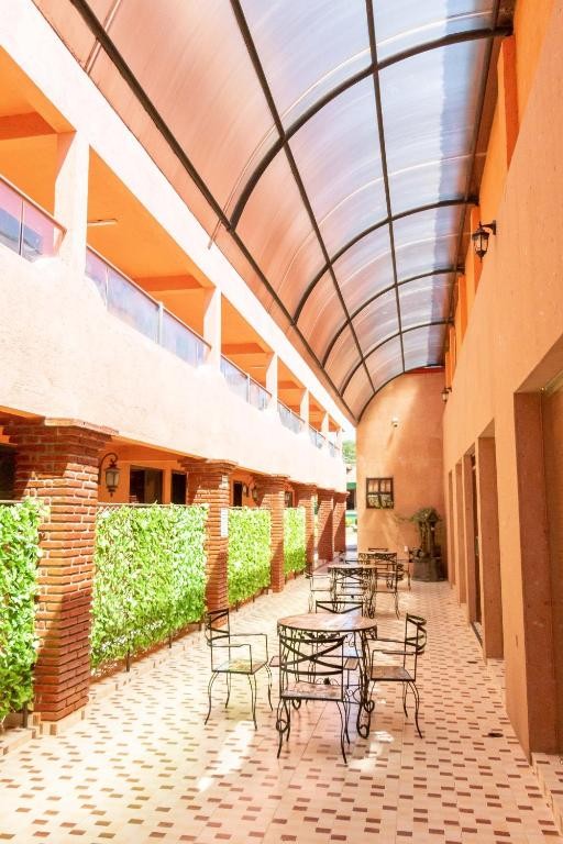Traditional courtyard dining area at Camino Mexicano